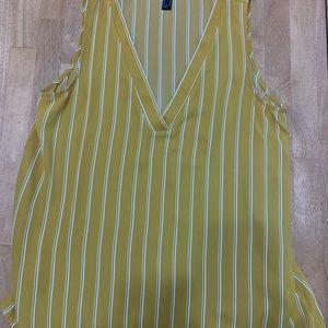 Forever 21 tank top size medium